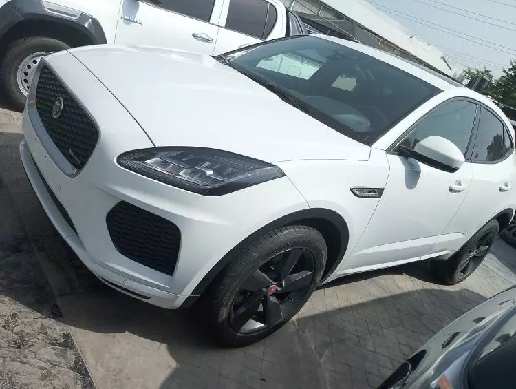 Jaguar E-Pace