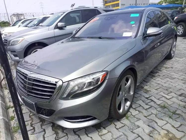 Mercedes-Benz S 550