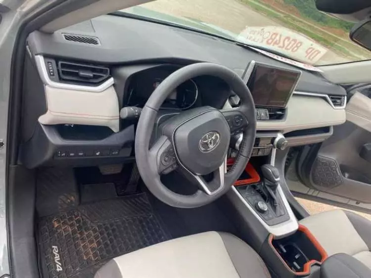 Toyota RAV 4