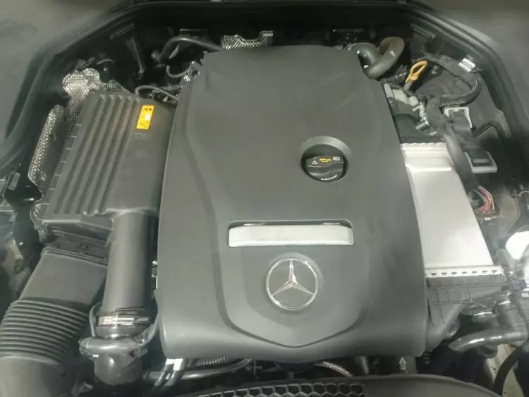 Mercedes-Benz E250
