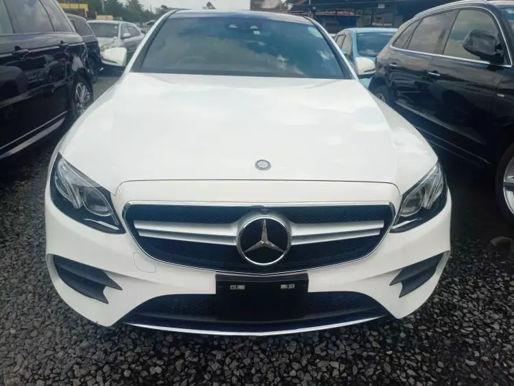 Mercedes-Benz E250