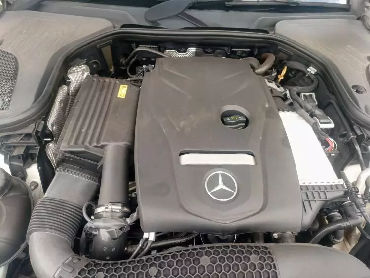 Mercedes-Benz E250