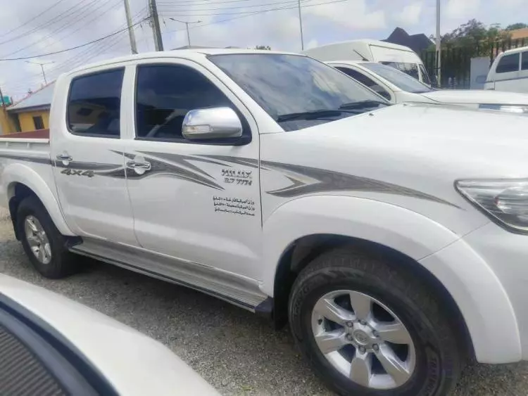 Toyota Hilux