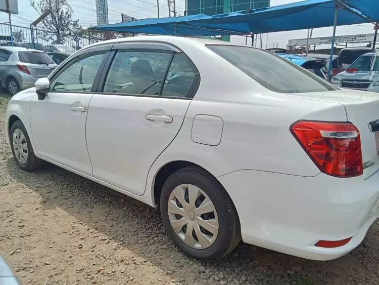 Toyota Axio
