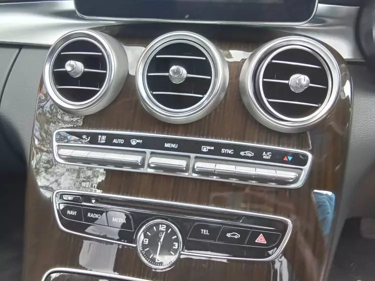 Mercedes-Benz C 200