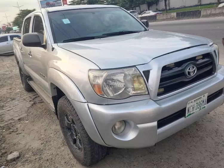 Toyota Tacoma