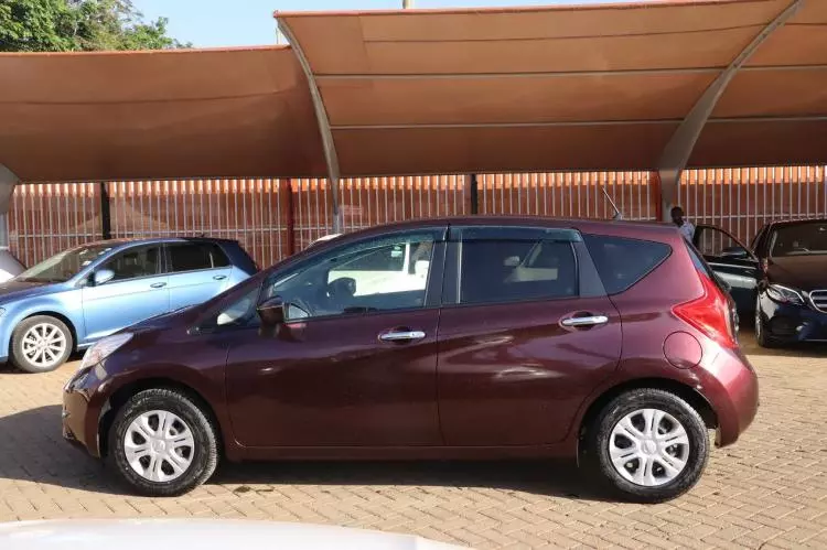 Nissan Note medalist