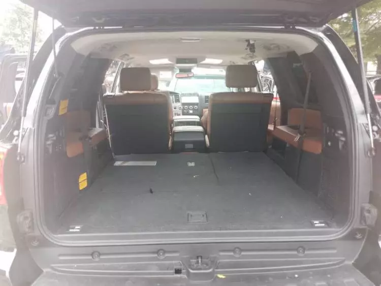 Toyota Sequoia