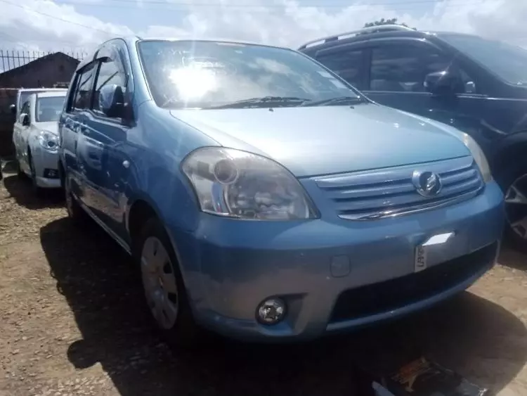 Toyota Raum