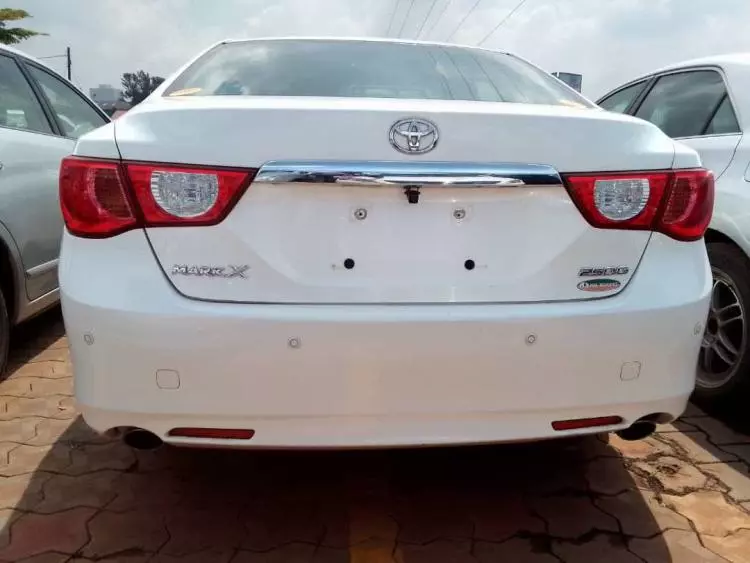 Toyota Mark X