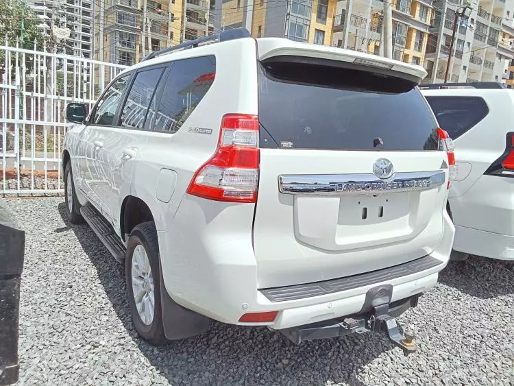 Toyota Landcruiser Prado