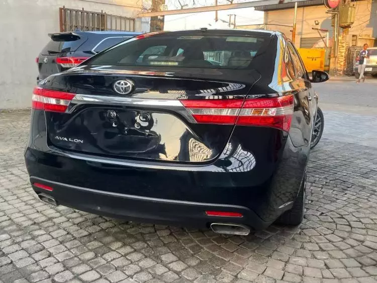 Toyota Avalon