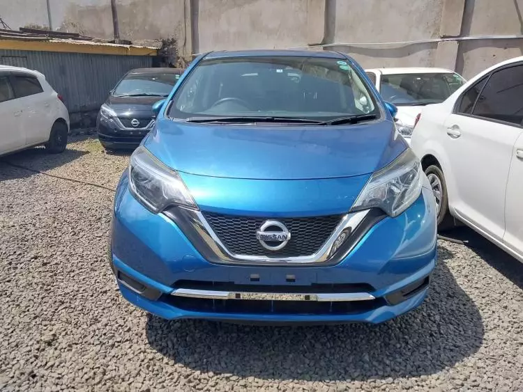 Nissan Note medalist