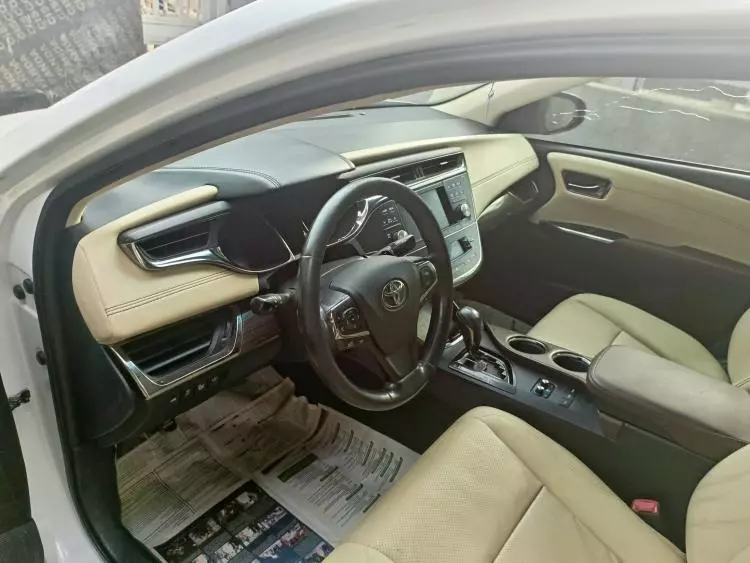 Toyota Avalon