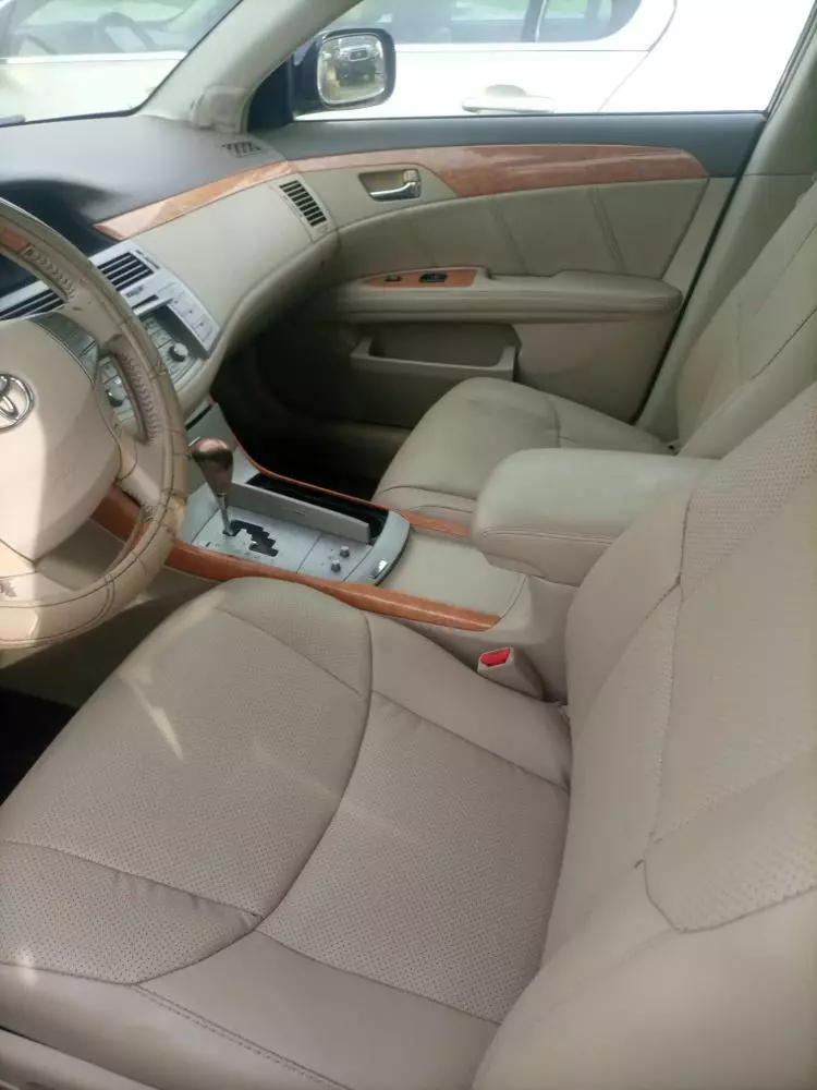 Toyota Avalon