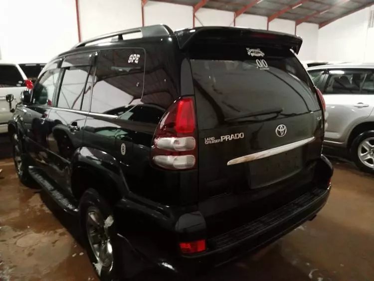 Toyota Landcruiser Prado