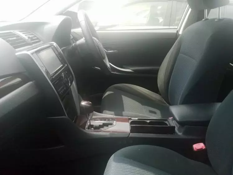 Toyota Premio