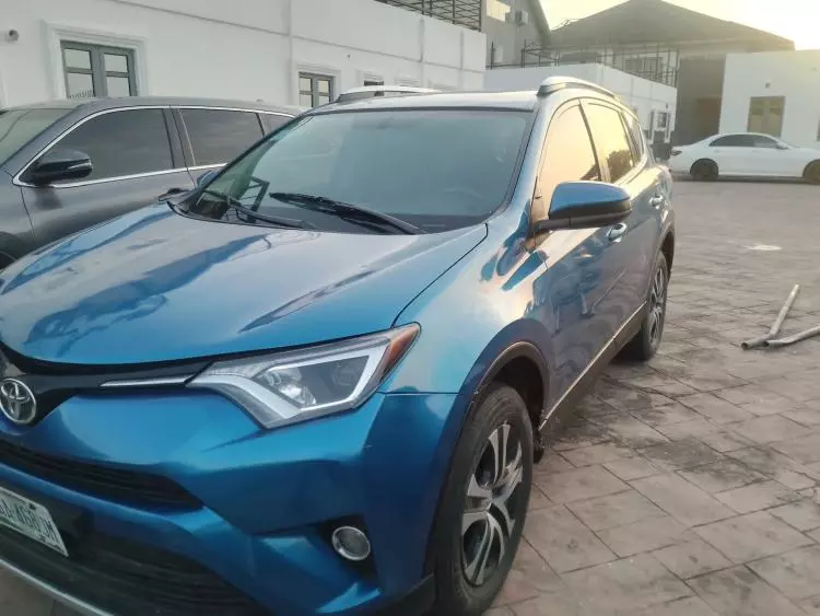 Toyota RAV 4