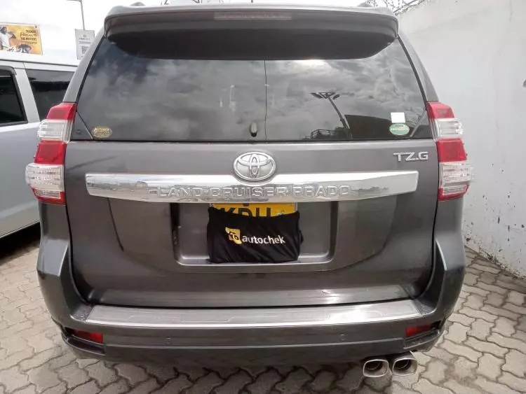 Toyota LAND CRUISER VGX