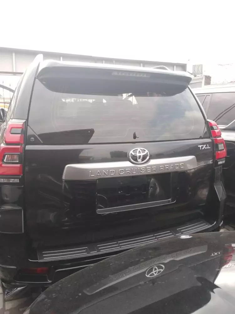Toyota Landcruiser Prado