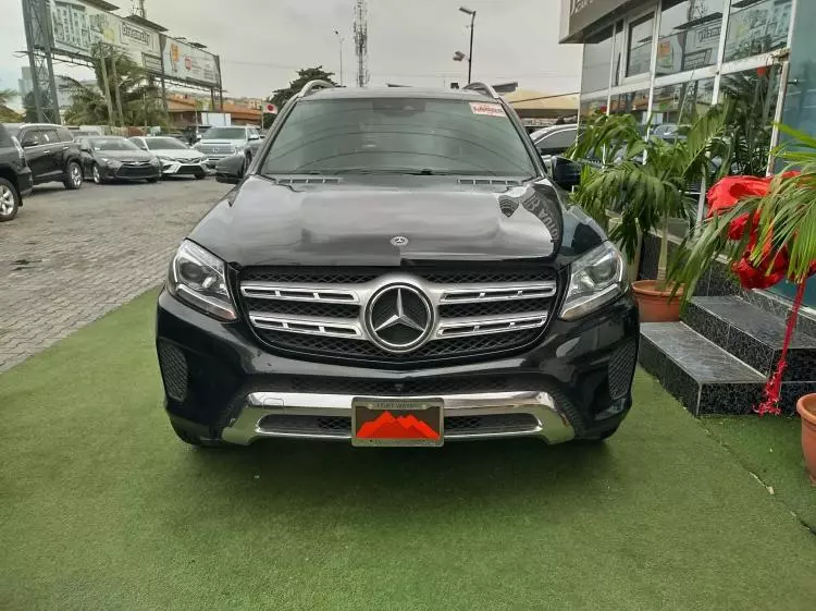 Mercedes-Benz GLS 450