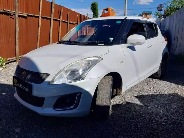 SUZUKI Swift