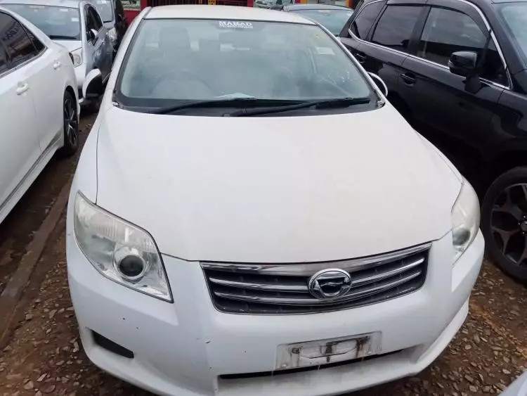 Toyota Axio