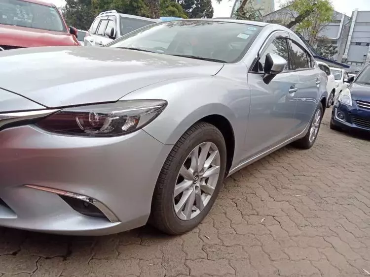 Mazda Atenza