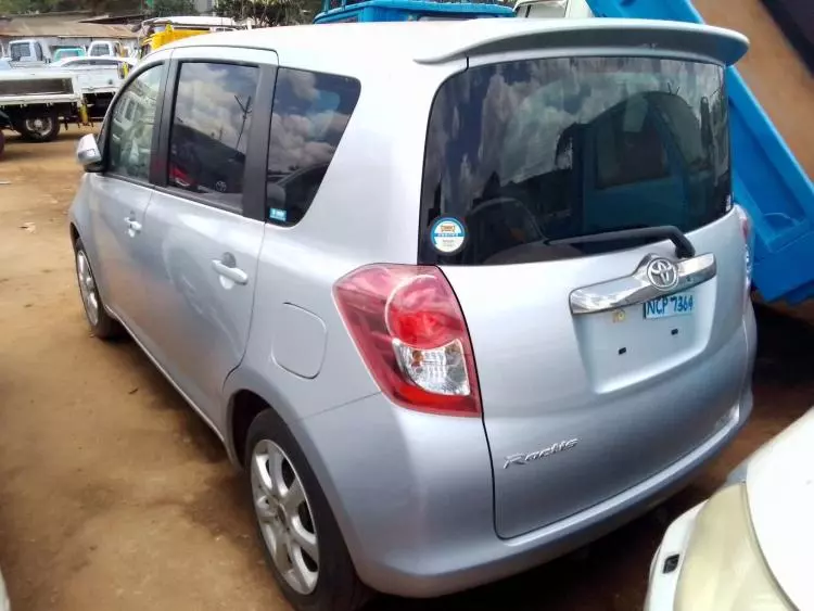 Toyota Ractis