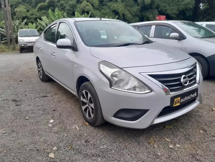 Nissan Latio