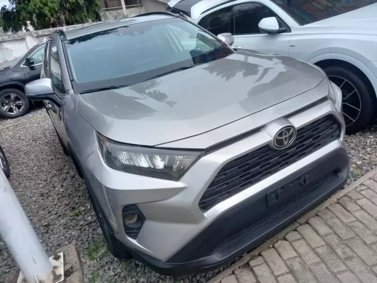 Toyota RAV 4