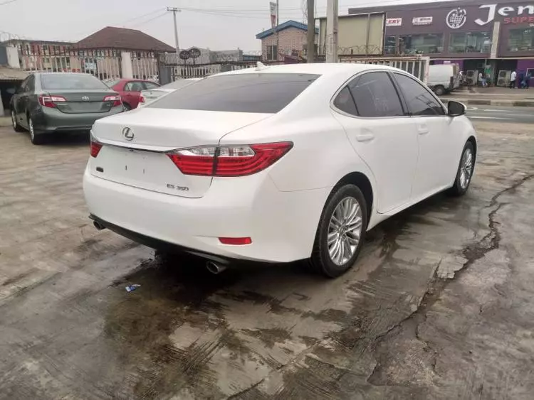 Lexus ES 350