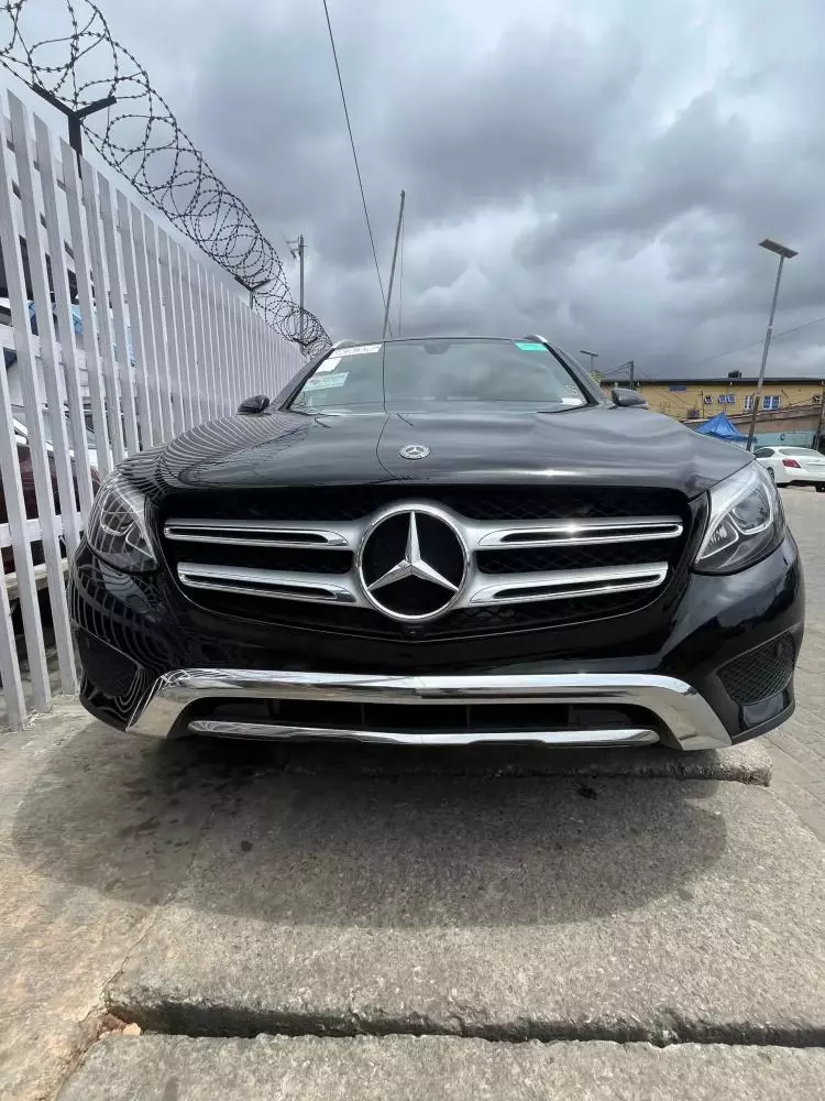 Mercedes-Benz GLC 300