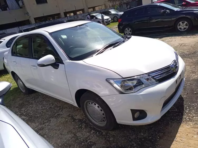 Toyota Axio 