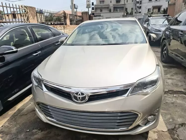 Toyota Avalon