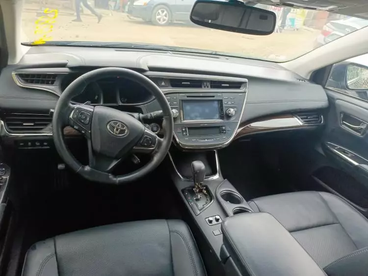 Toyota Avalon