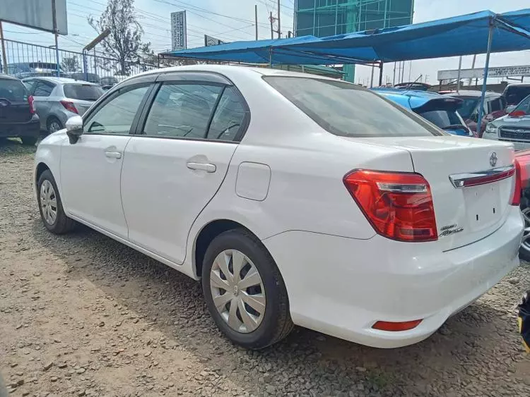 Toyota Axio