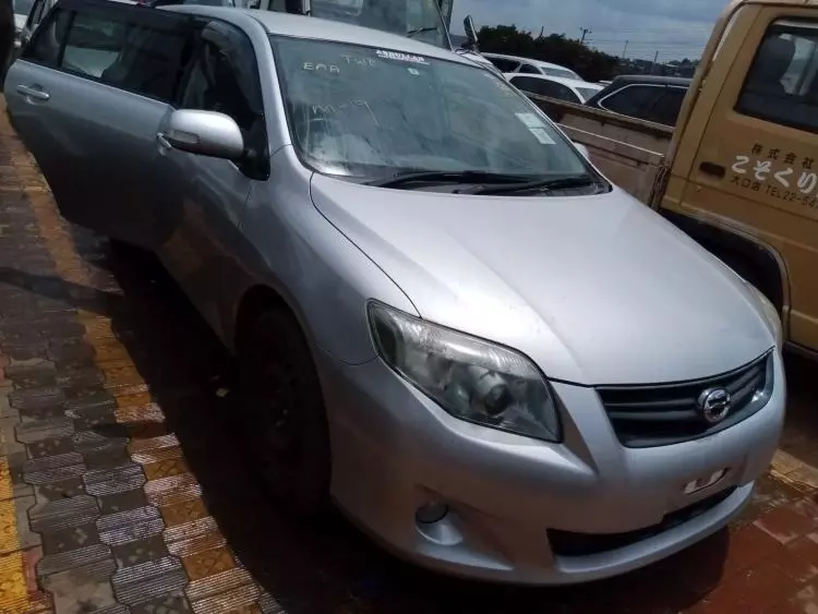 Toyota Fielder