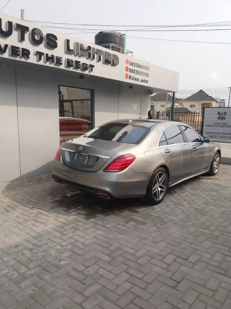 Mercedes-Benz S 550