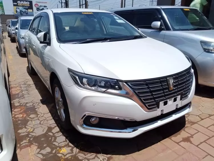 Toyota Premio 