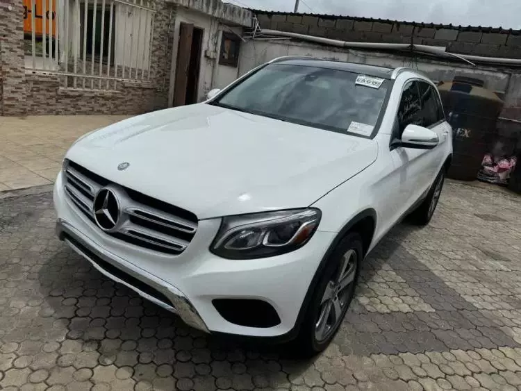 Mercedes-Benz GLC 300