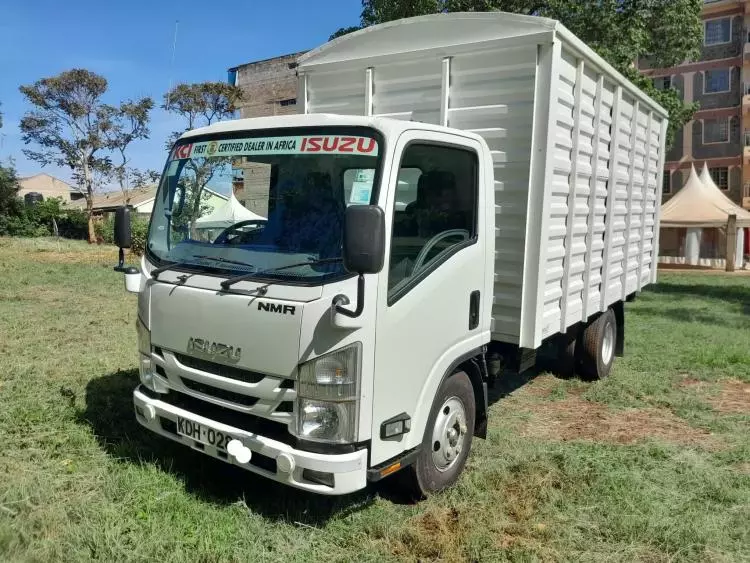 Isuzu NMR
