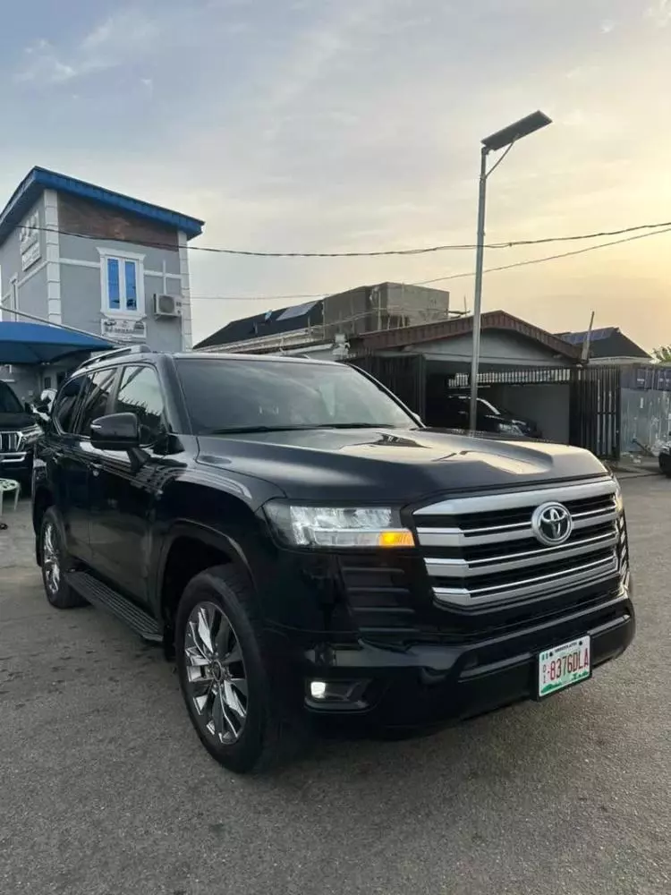 Toyota Land Cruiser GXR