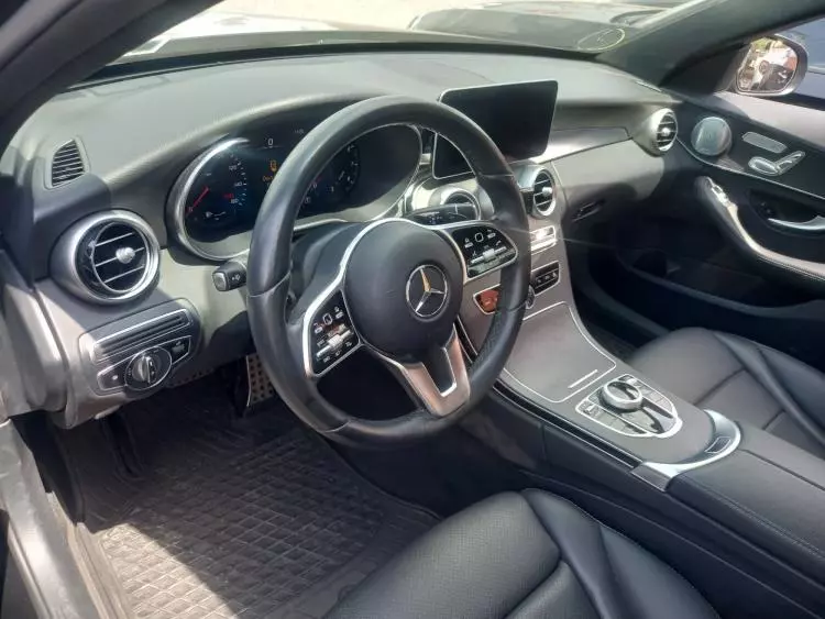 Mercedes-Benz C 300