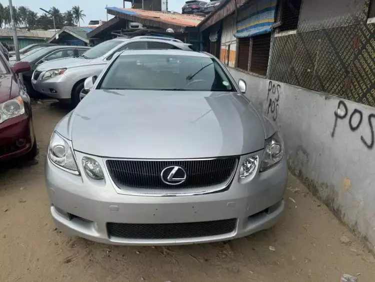 Lexus GS 300