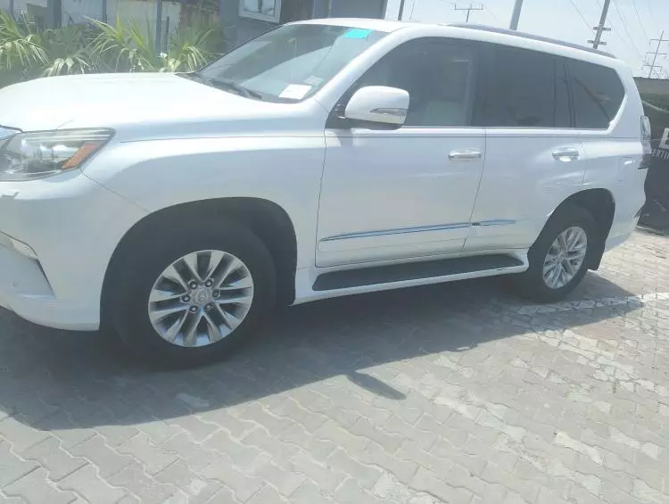 Lexus GX 460