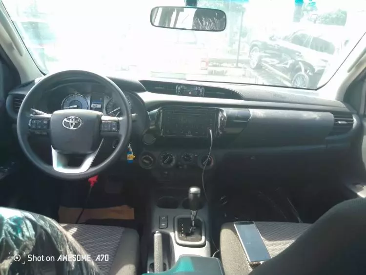 Toyota Hilux