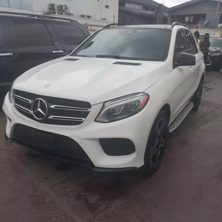 Mercedes-Benz GLE 400