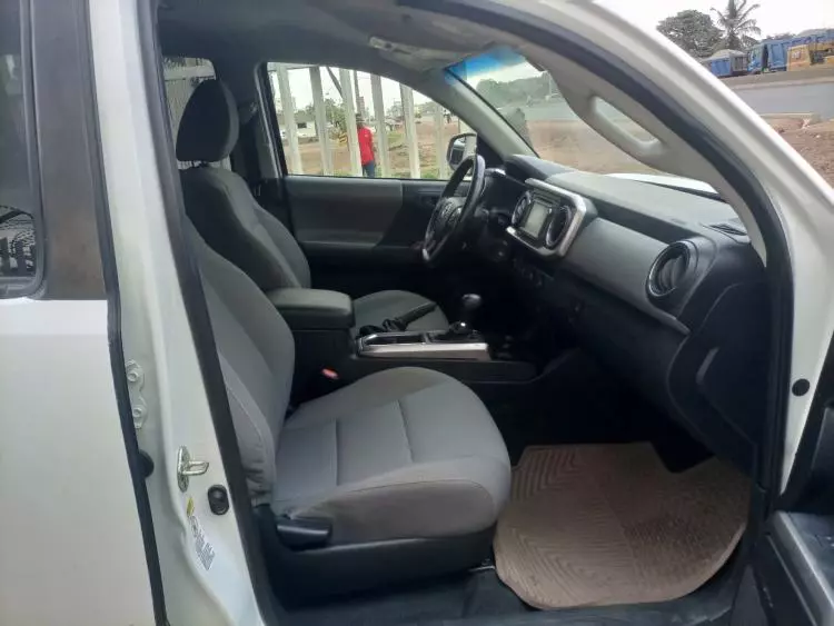 Toyota Tacoma