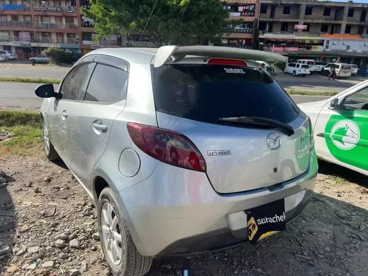 Mazda Demio